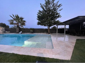 CASA A 20km DE BARCELONA CON SAUNA Y PISCINA PRIVADA Villa Fontpineda